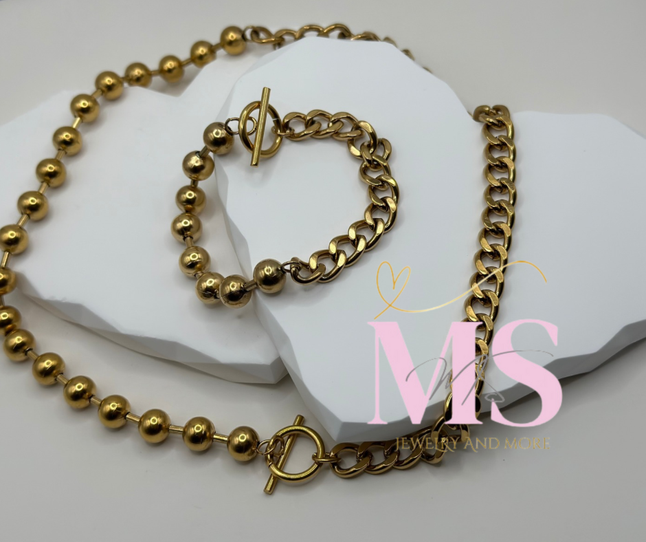 Fabiola set