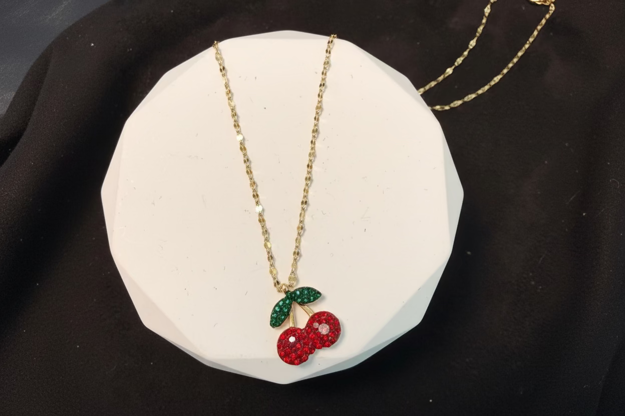 Mini Clarisa necklace