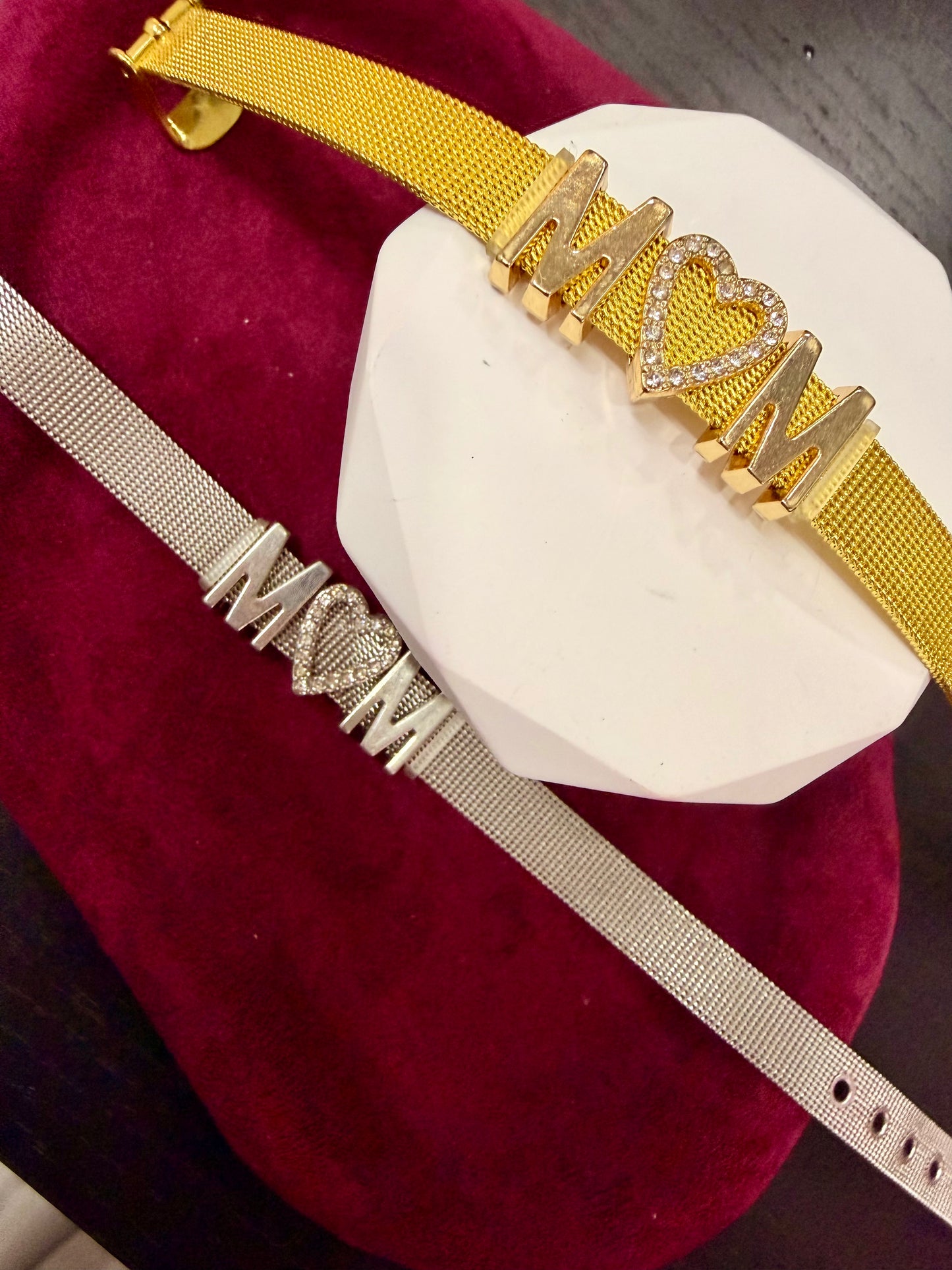 MOM ADJUSTABLE