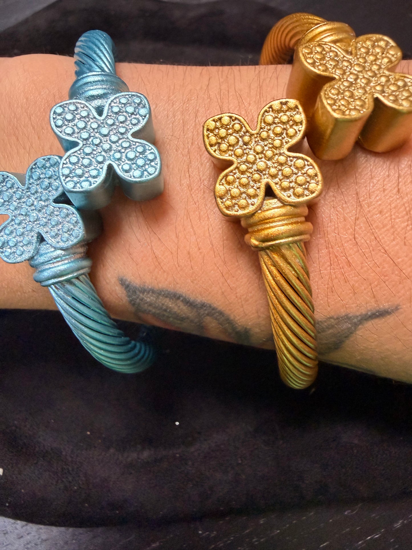 CLOVER BANGLE ADJ