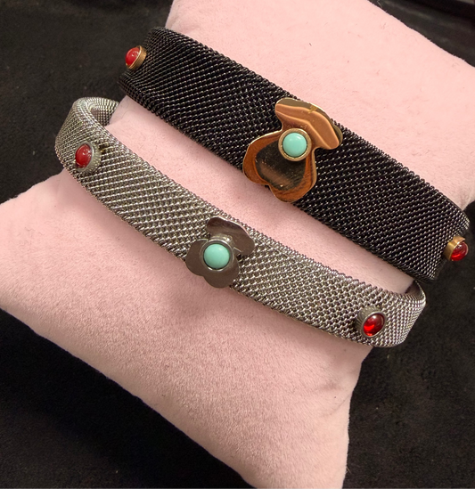 T BANGLE BLACK AND SILVER