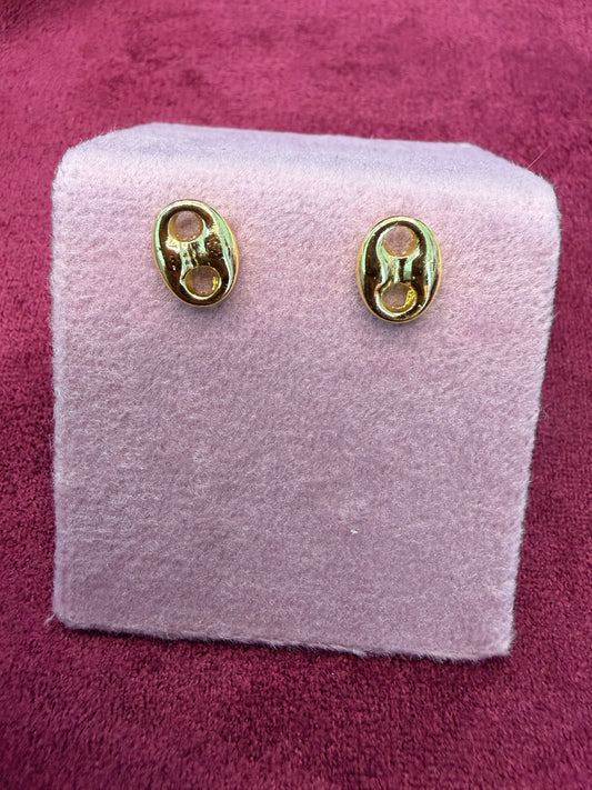 G stud errings