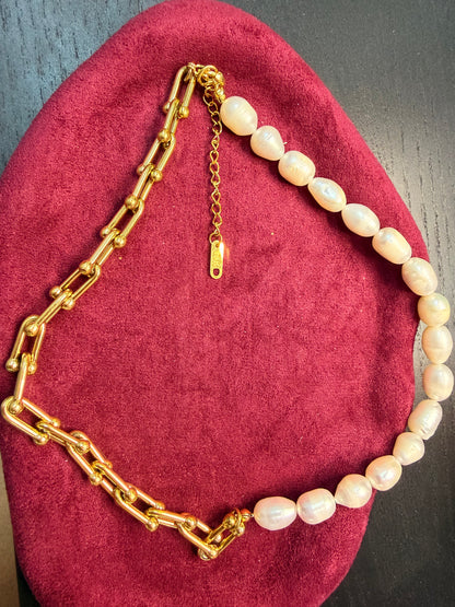 Magdalena chain neck